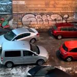 Trotoar kao parking: Pogledajte šta je Damir Nikšić snimio kod