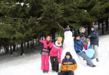 Zima u Kaknju: Izviđači iz više gradova BiH uživali u zimskim čarima na Bočici