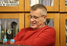 Nedžad Begović u Kaknju predstavio knjigu satkanu od stvarnih životnih priča