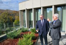 Njemački ambasador posjetio Heidelberg Materials Cement BiH: Dekarbonizacija industrije zahtijeva investicije i stabilan regulatorni okvir